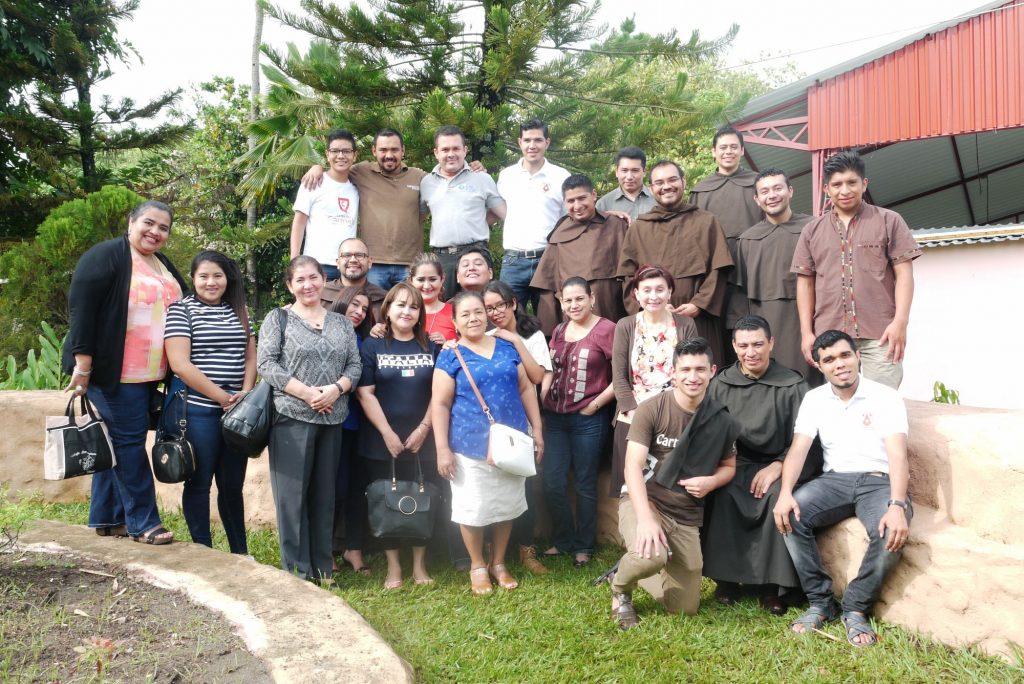 Asociación de Nuestra Señora del Monte Carmelo members in Santa Ana, El Salvador